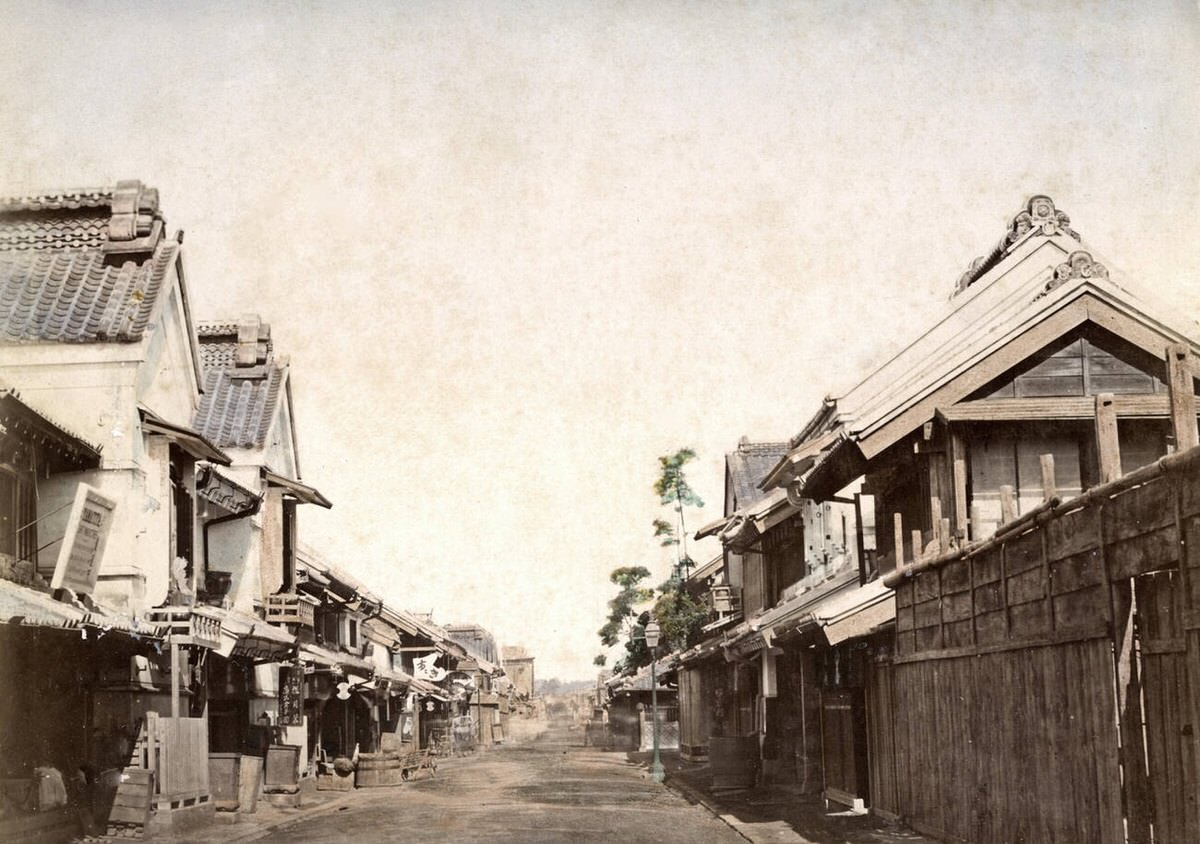Benten Dori street in Yokohama, 1880s