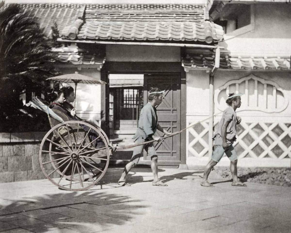 Geishas in a rickshaw, 1890