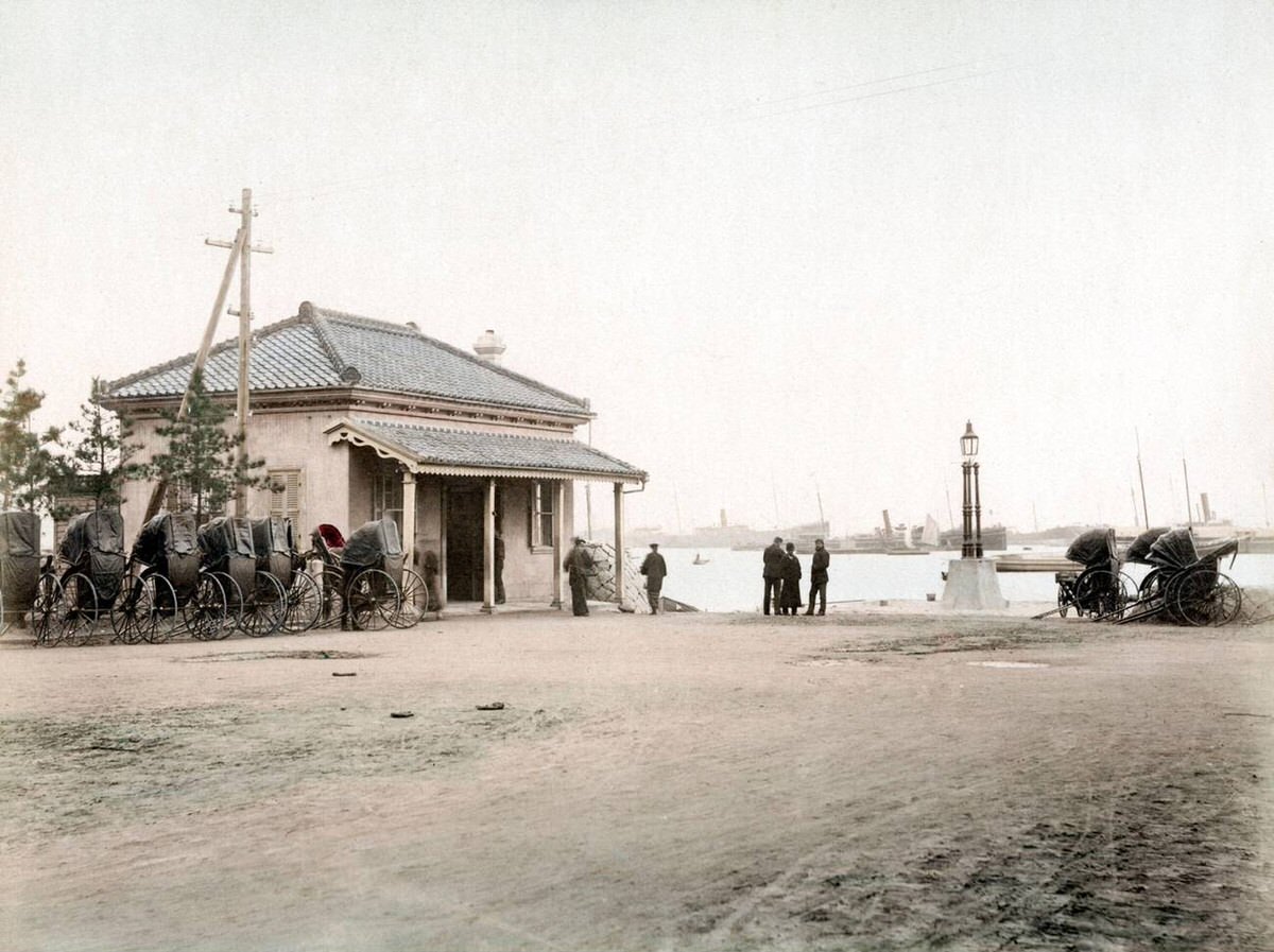 Hatoba in Kobe, 1880s