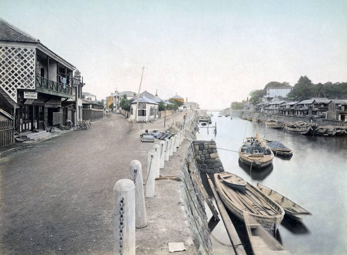 Boats in the creek in Yokohama, 1880s