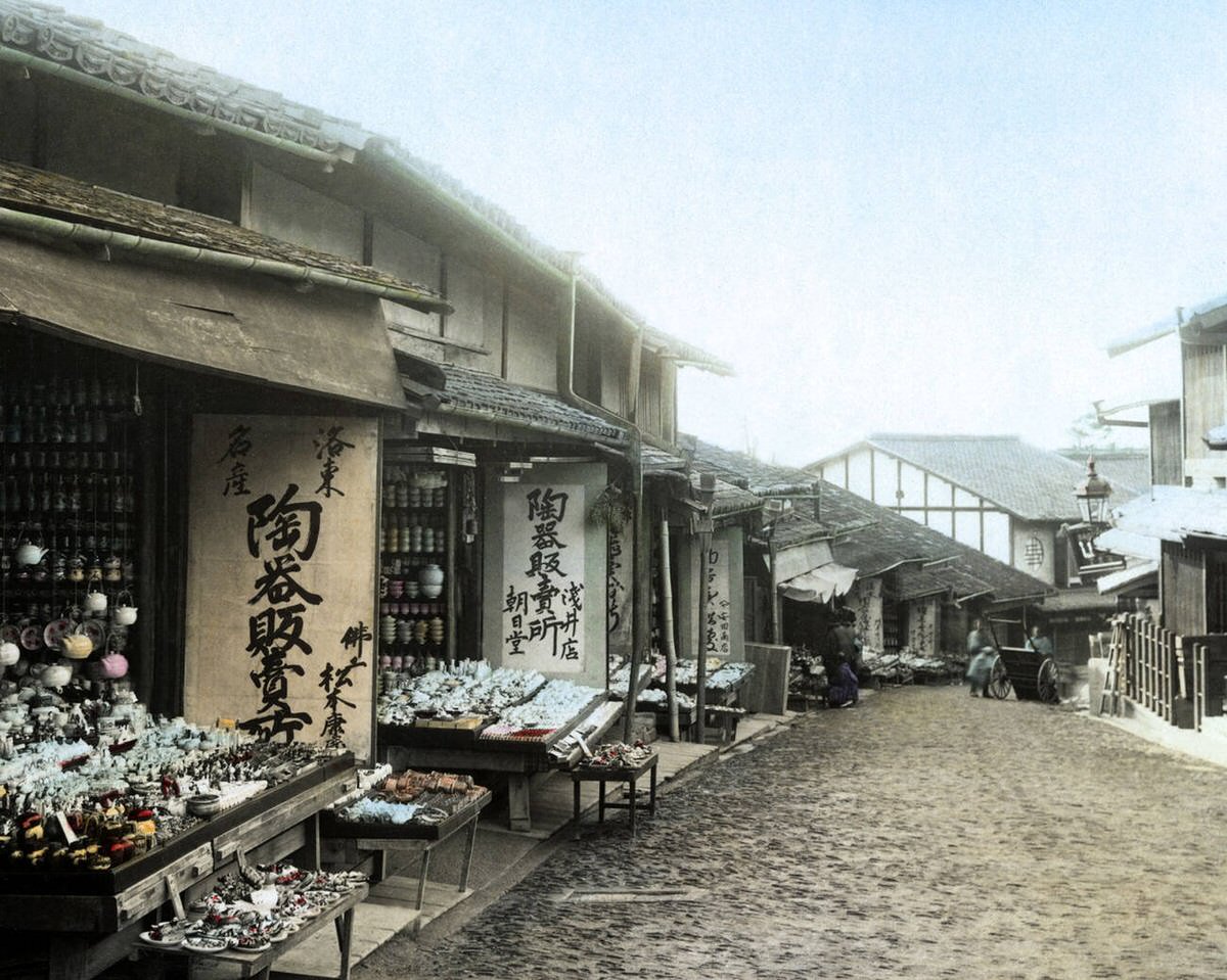Porcelain shops in Kiyomizu, Kyoto.