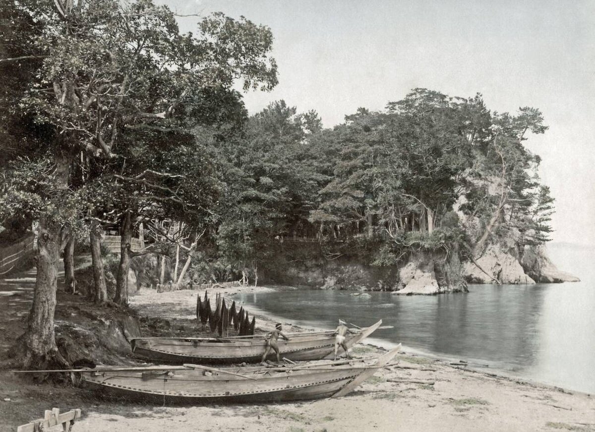 Fishing boats in Honmoku, Yokohama, 1890