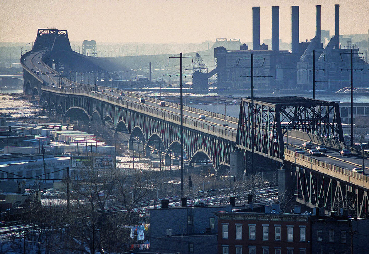 Pulaski Skyway and the Kearny Generation Station on a smoggy day in Jersey City, 1977