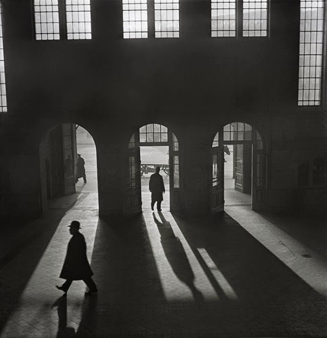 Interior of the Anhalter Bahnhof railway terminus near Potsdamer Platz, Berlin, 1930s