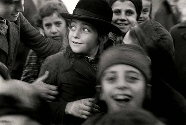 Jewish schoolchildren, Mukacevo, Ukraine, 1930s.