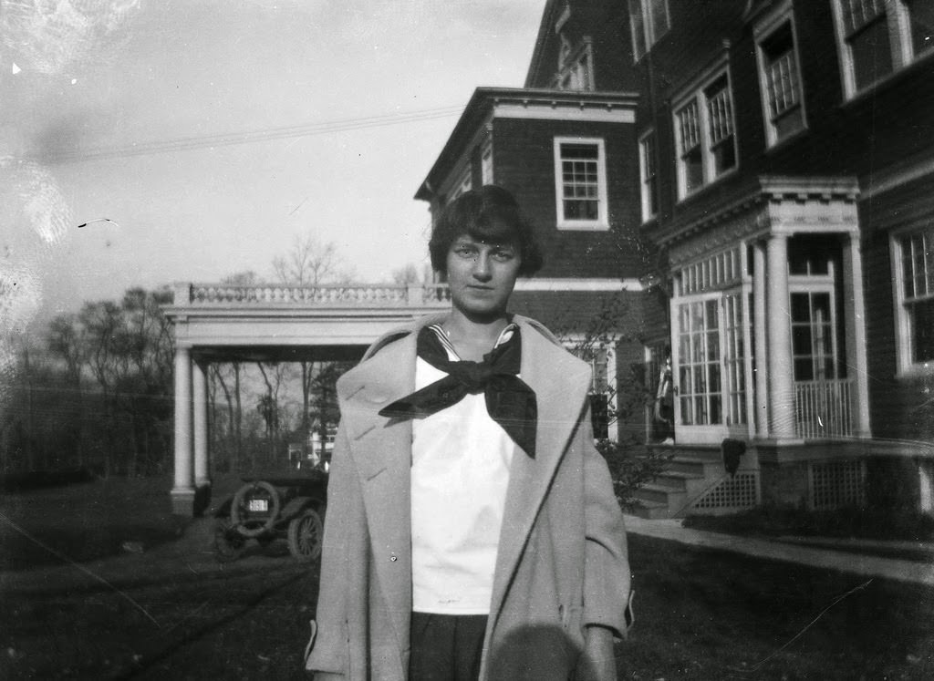College Life in Lakewood, NJ (1914–1918): Vintage Photos of female Students from a Bygone Era