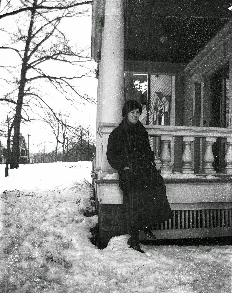College Life in Lakewood, NJ (1914–1918): Vintage Photos of female Students from a Bygone Era