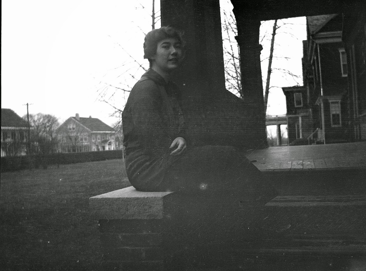 College Life in Lakewood, NJ (1914–1918): Vintage Photos of female Students from a Bygone Era