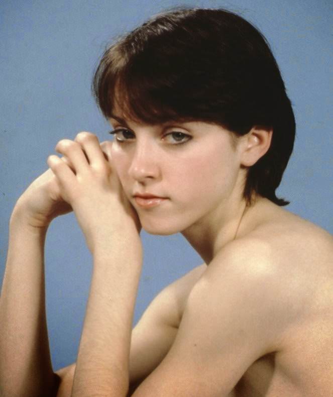 Early Modeling Photos of Teenage Madonna During Her Dance School Years