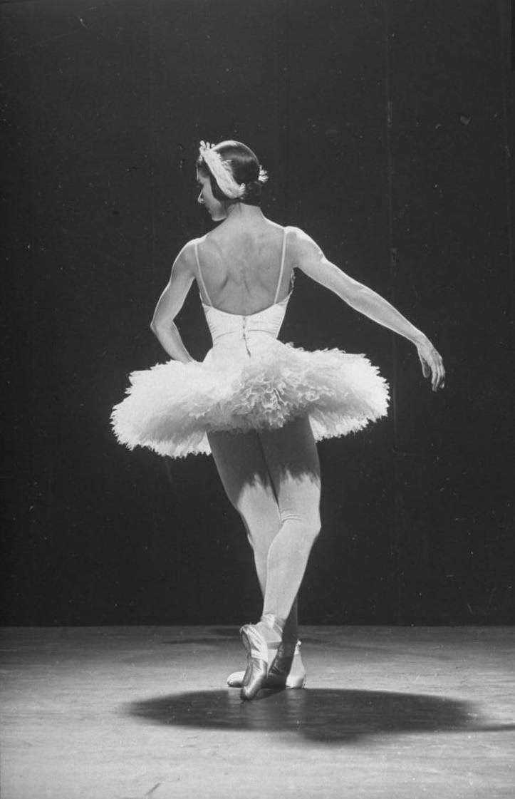 Stunning Stage Photos of Margot Fonteyn Dancing in White Costume at the Metropolitan Opera House (1949)