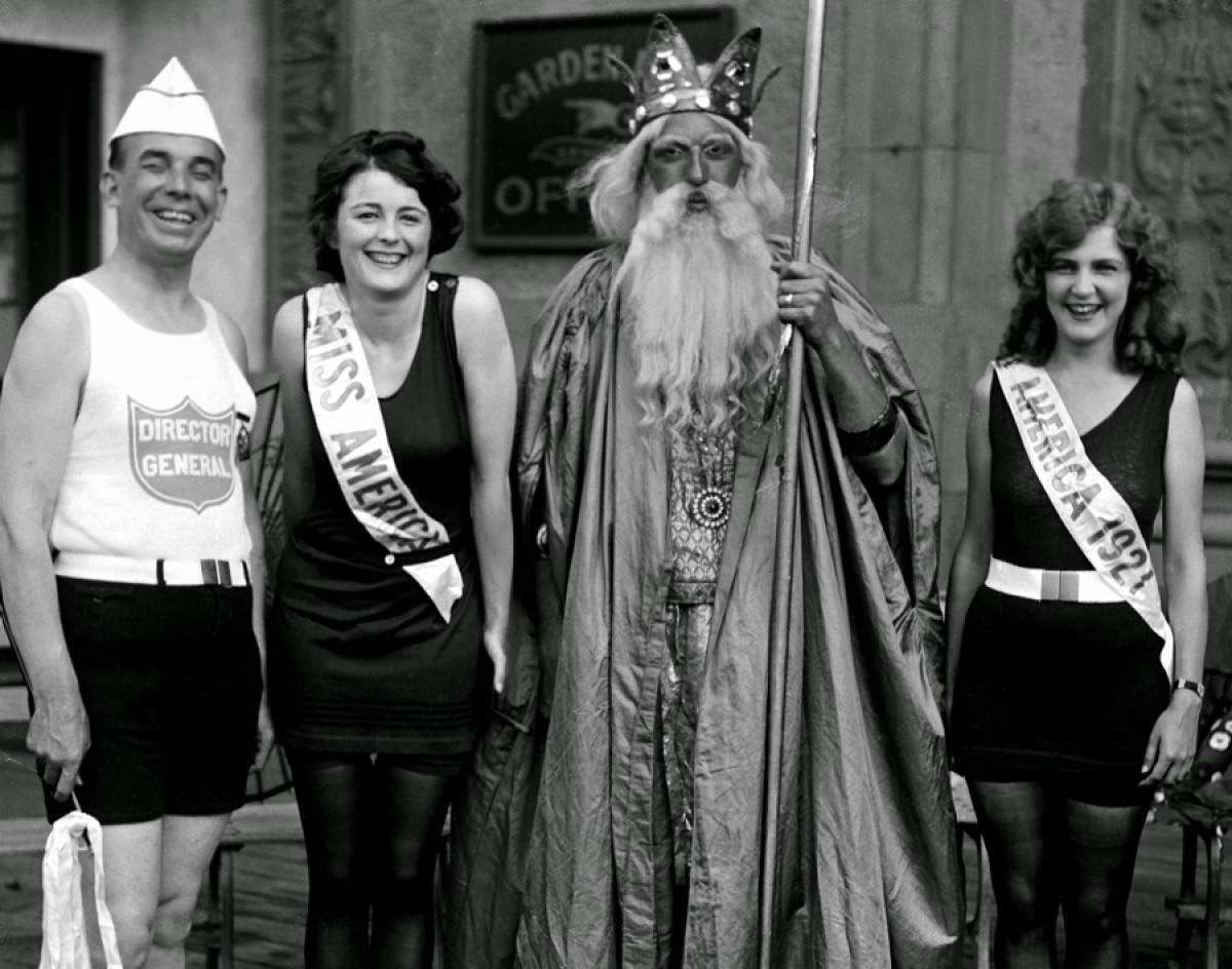 Mary Katherine Campbell, Mr. Nichol, King Neptune, and Margaret Gorman in Atlantic City, 1923