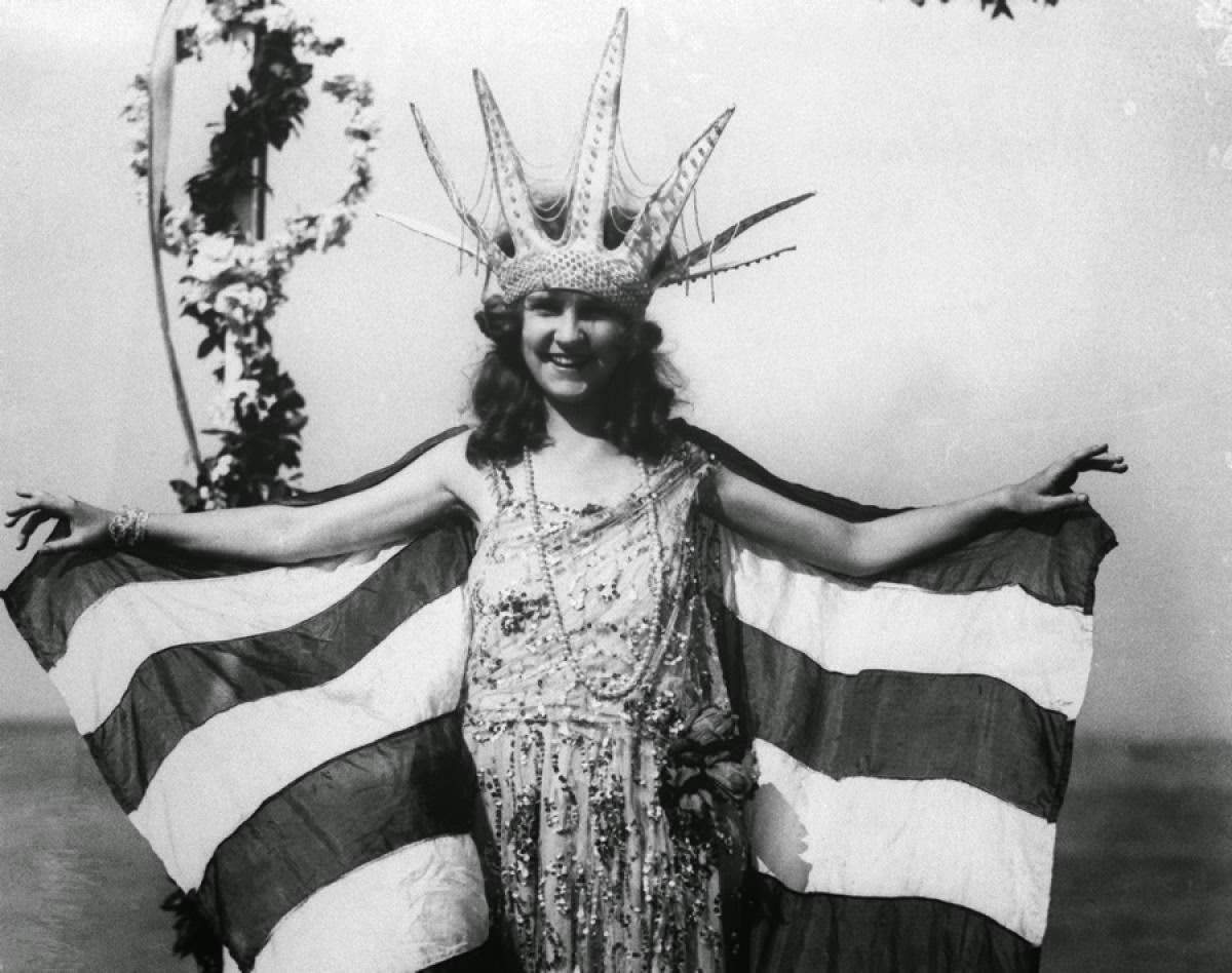 Margaret Gorman, the first Miss America, in Atlantic City, 1922
