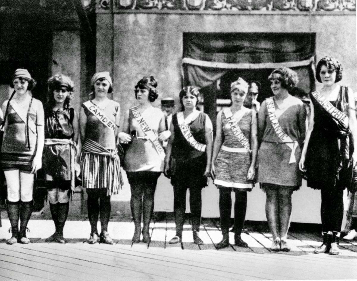 Contestants in the first Miss America pageant on the Atlantic City boardwalk, 1921