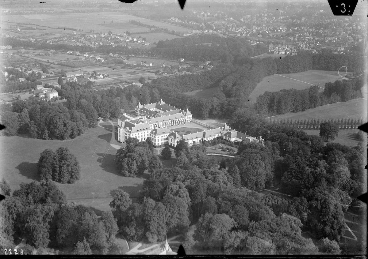 Aerial view of Apeldoorn, 1920s-1940s.