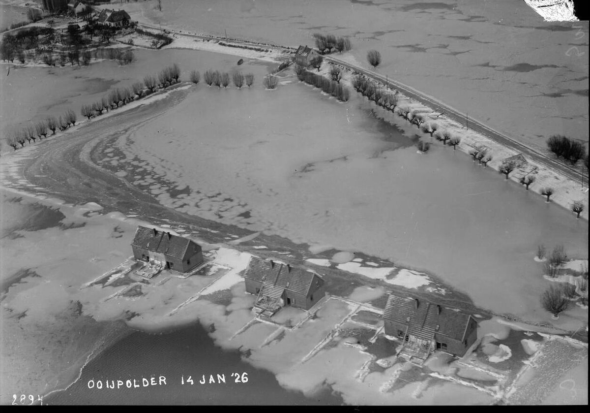 Aerial view of Ooijpolder, 1920s-1940s.