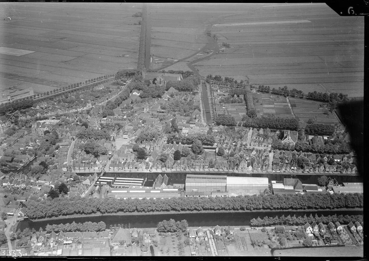 Aerial view of Edam, 1920s-1940s.