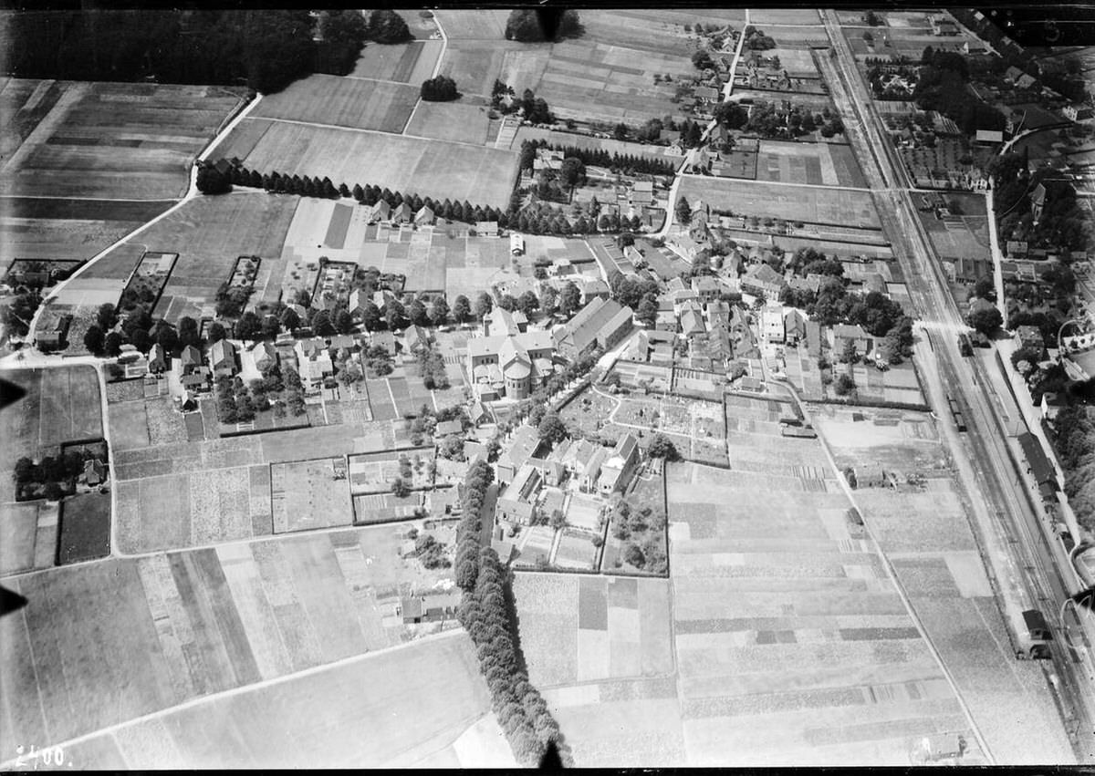 Aerial view of Groesbeek, 1920s-1940s.