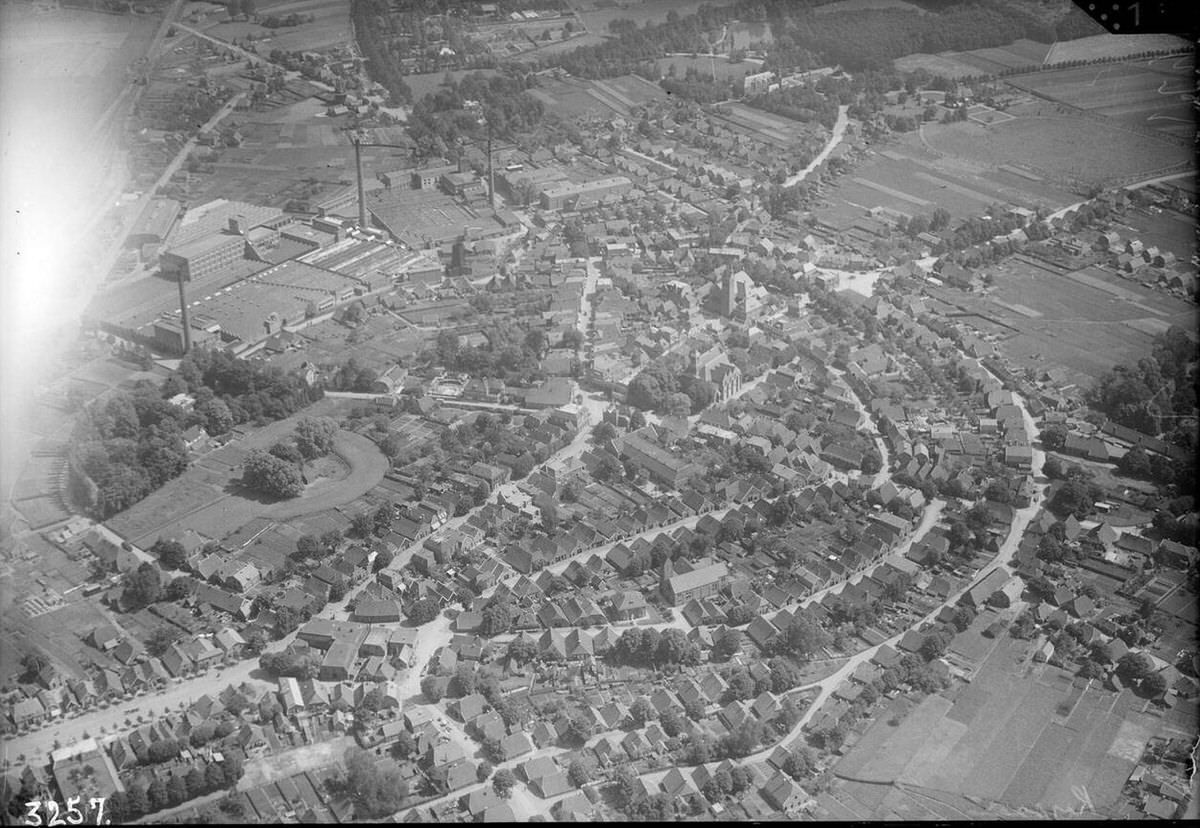 Aerial view of Rijssen, 1920s-1940s.