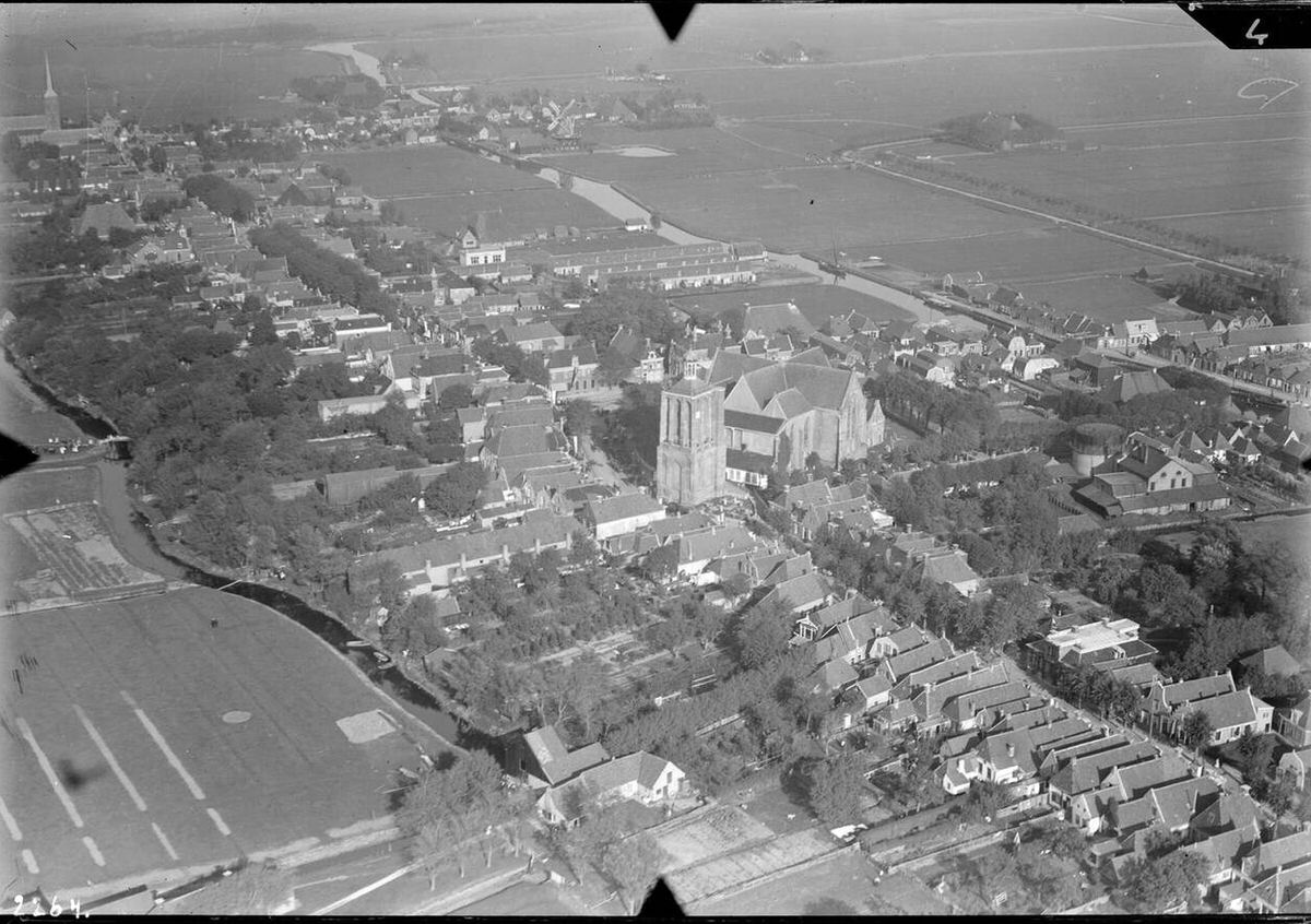 Aerial view of Workum, 1920s-1940s.