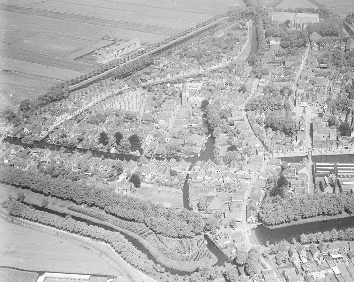 Aerial view of Edam, 1920s-1940s.