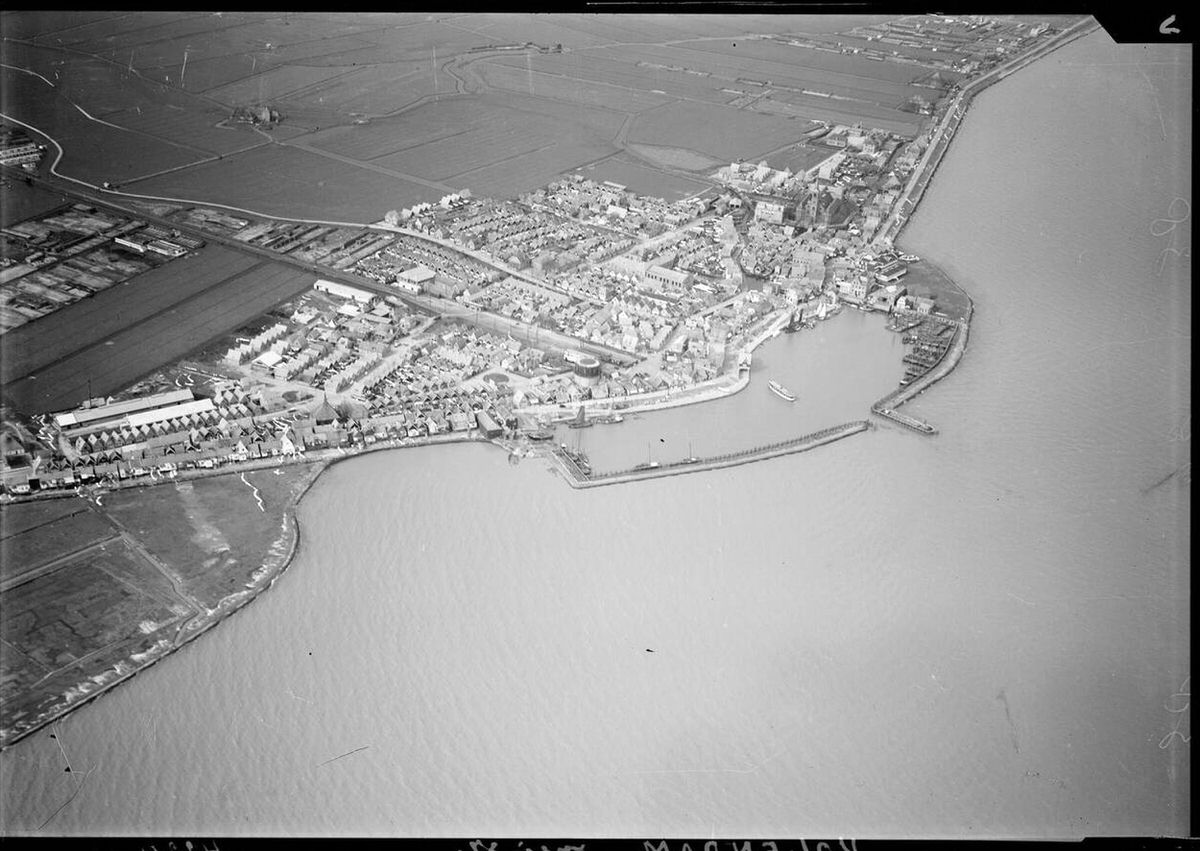 Aerial view of Volendam, 1920s-1940s.
