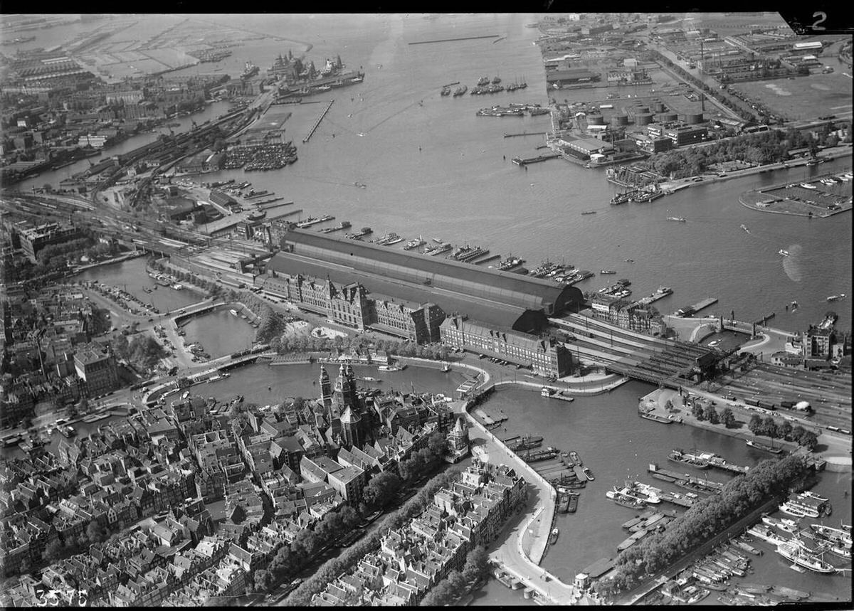 Aerial view of Amsterdam, 1920s-1940s.