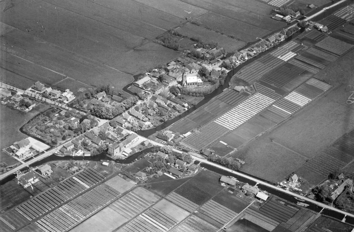Aerial view of Nootdorp, 1920s-1940s.