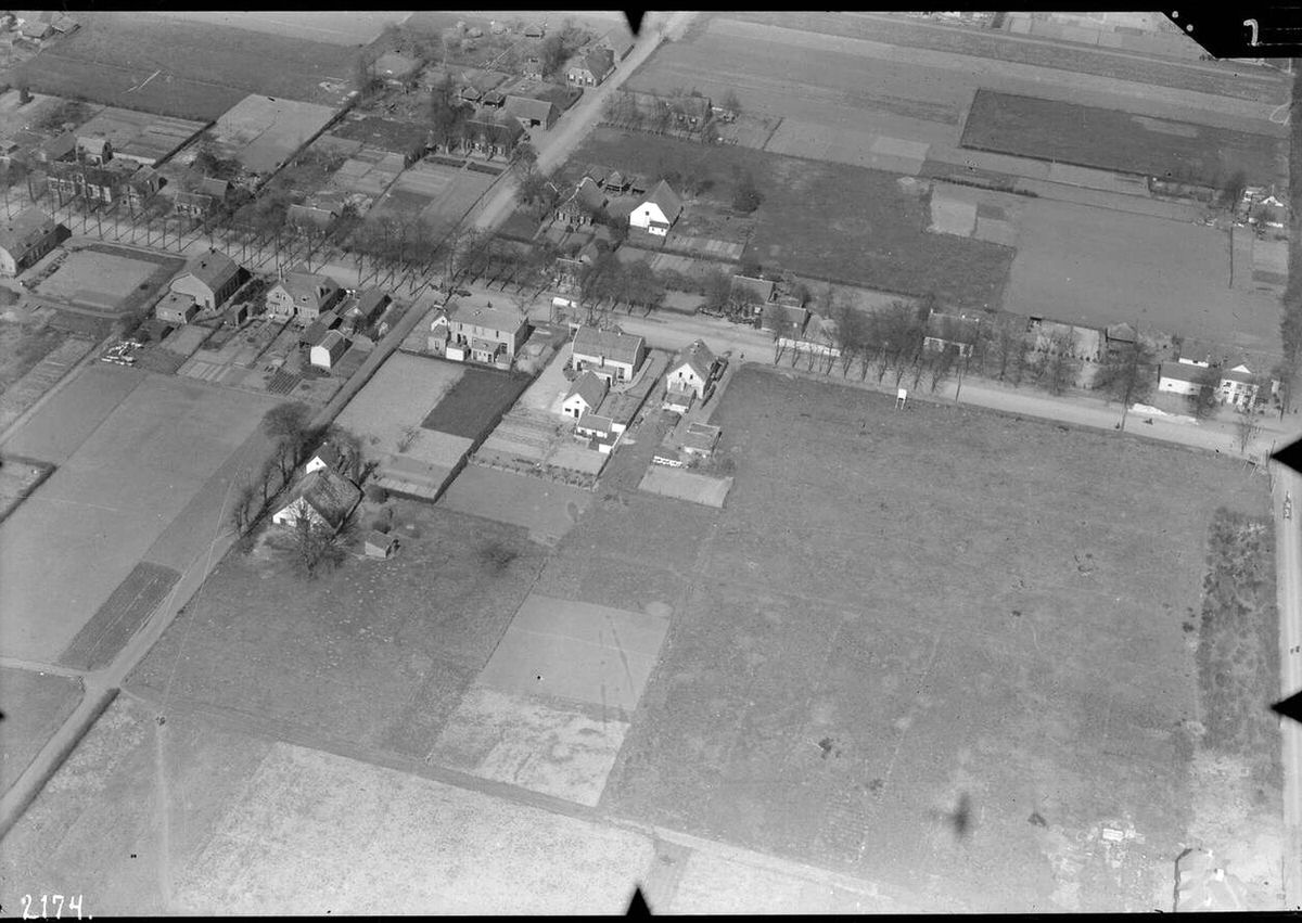 Aerial view of Soesterberg, 1920s-1940s.