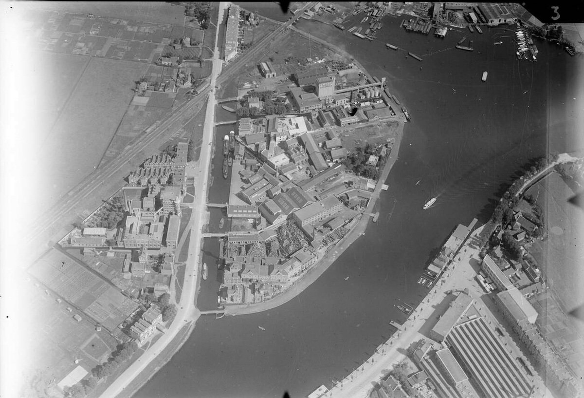 Aerial view of Amsterdam, 1920s-1940s.