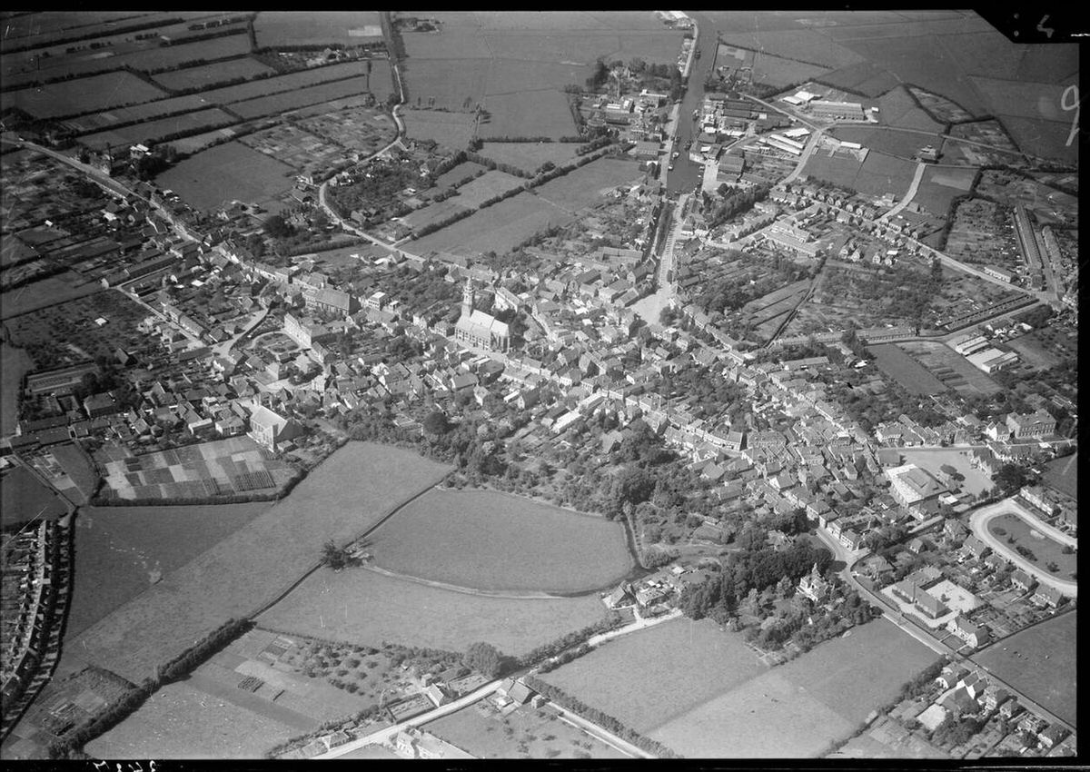 Aerial view of Nijkerk, 1920s-1940s.