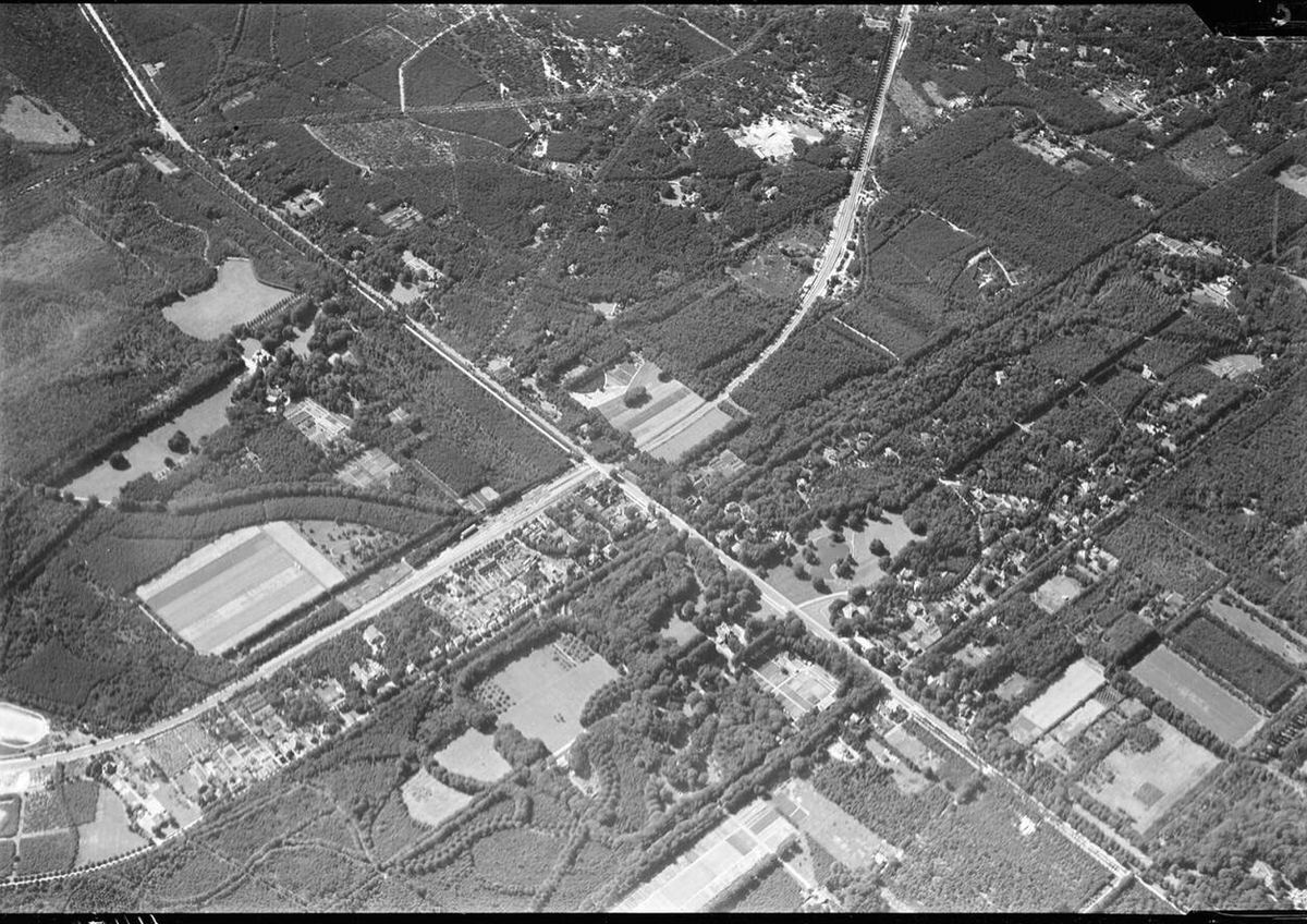 Aerial view of Huis ter Heide, 1920s-1940s.