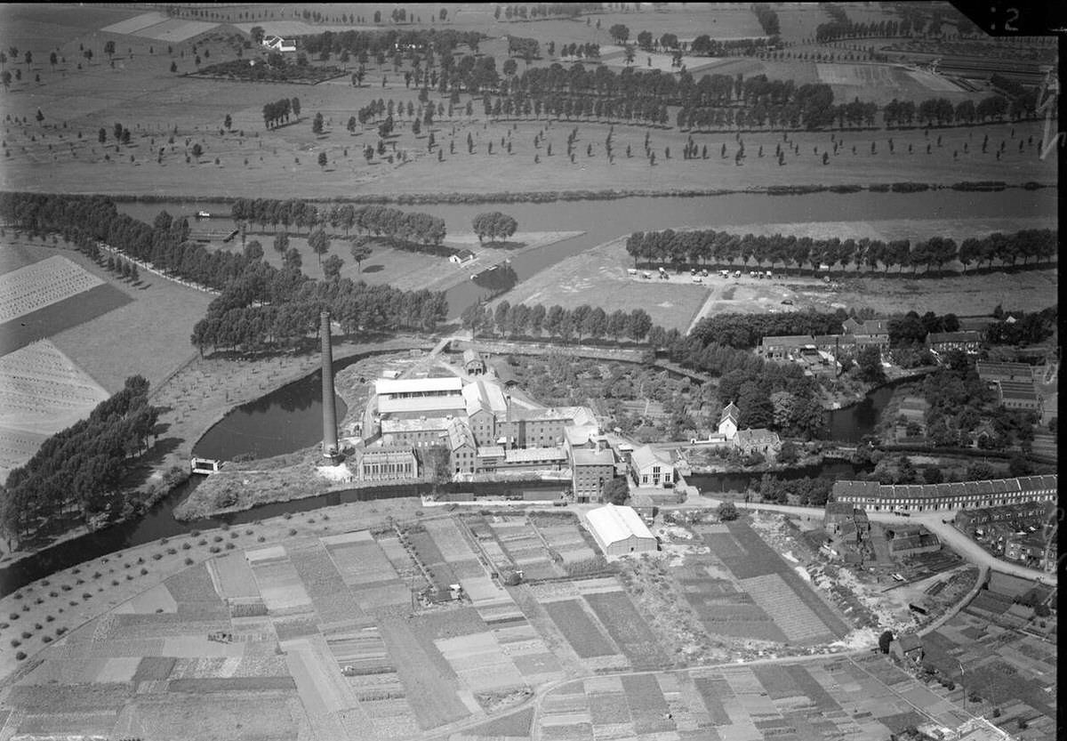 Aerial view of Roermond, 1920s-1940s.