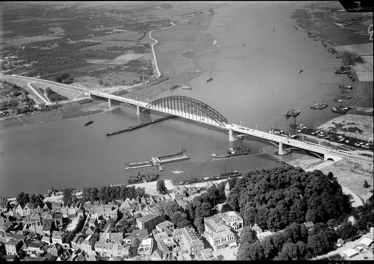 Aerial view of Nijmegen, 1920s-1940s.