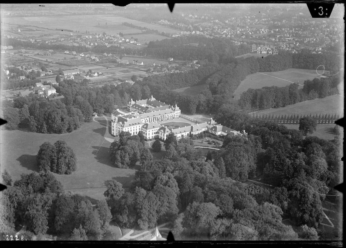 Aerial view of Apeldoorn, 1920s