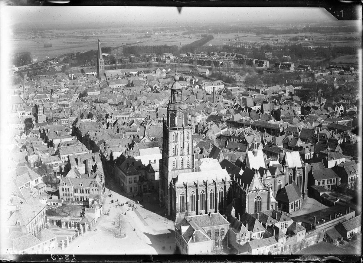 Aerial view of Zutphen, 1920s