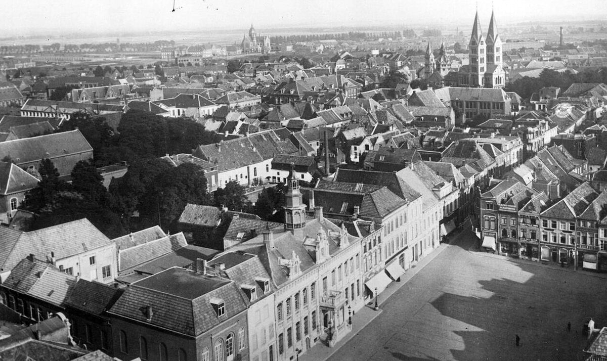 View of Roermond on the river Maas in Limburg, 1932