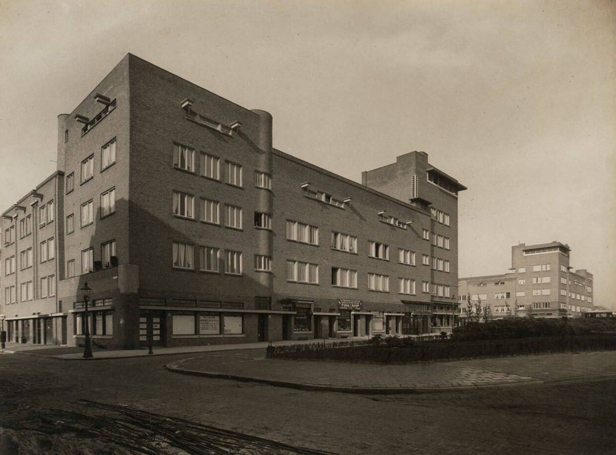 Modern housing projects in Amsterdam, 1920s