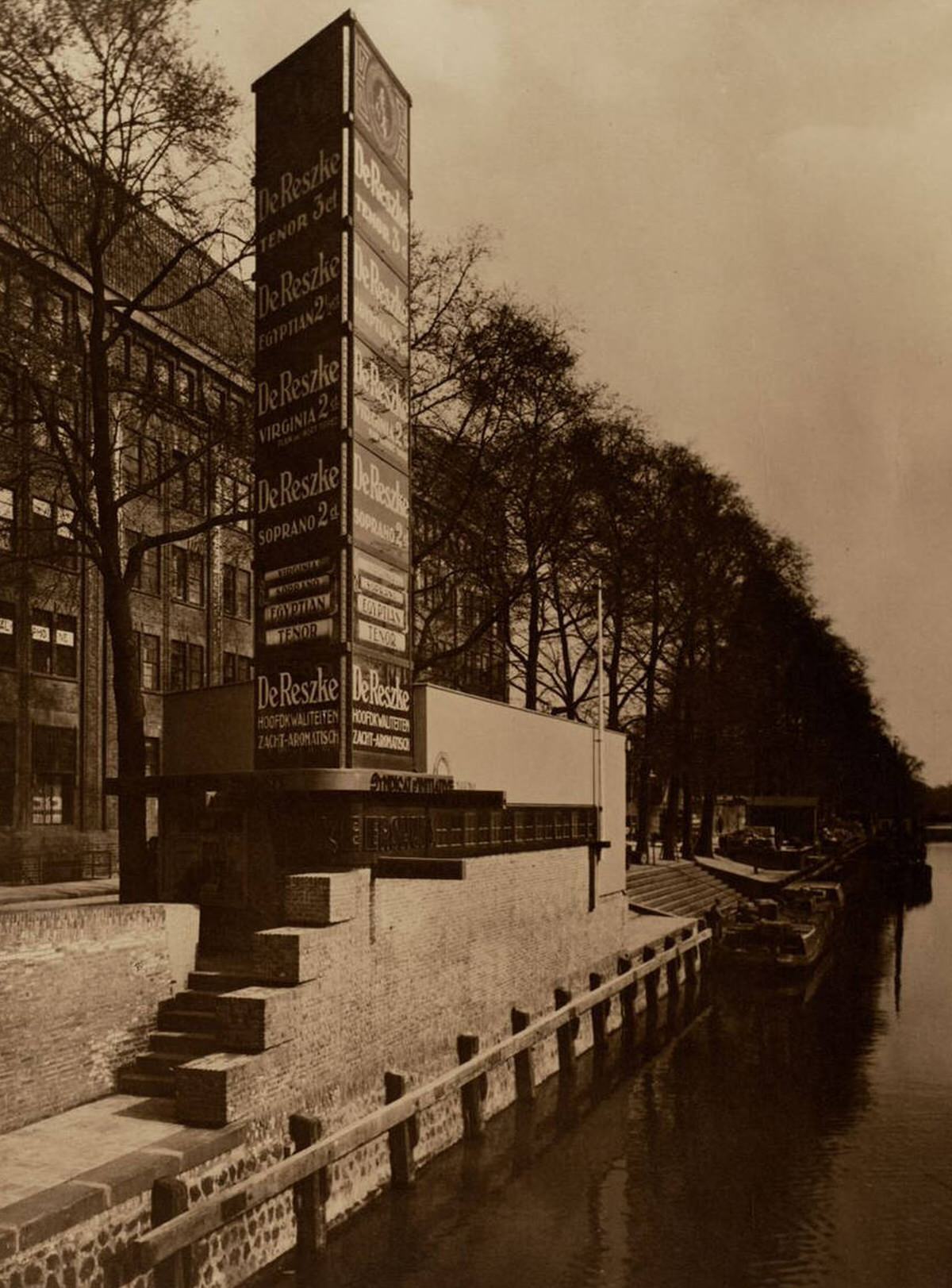 Tourist Information Office building, 1920s