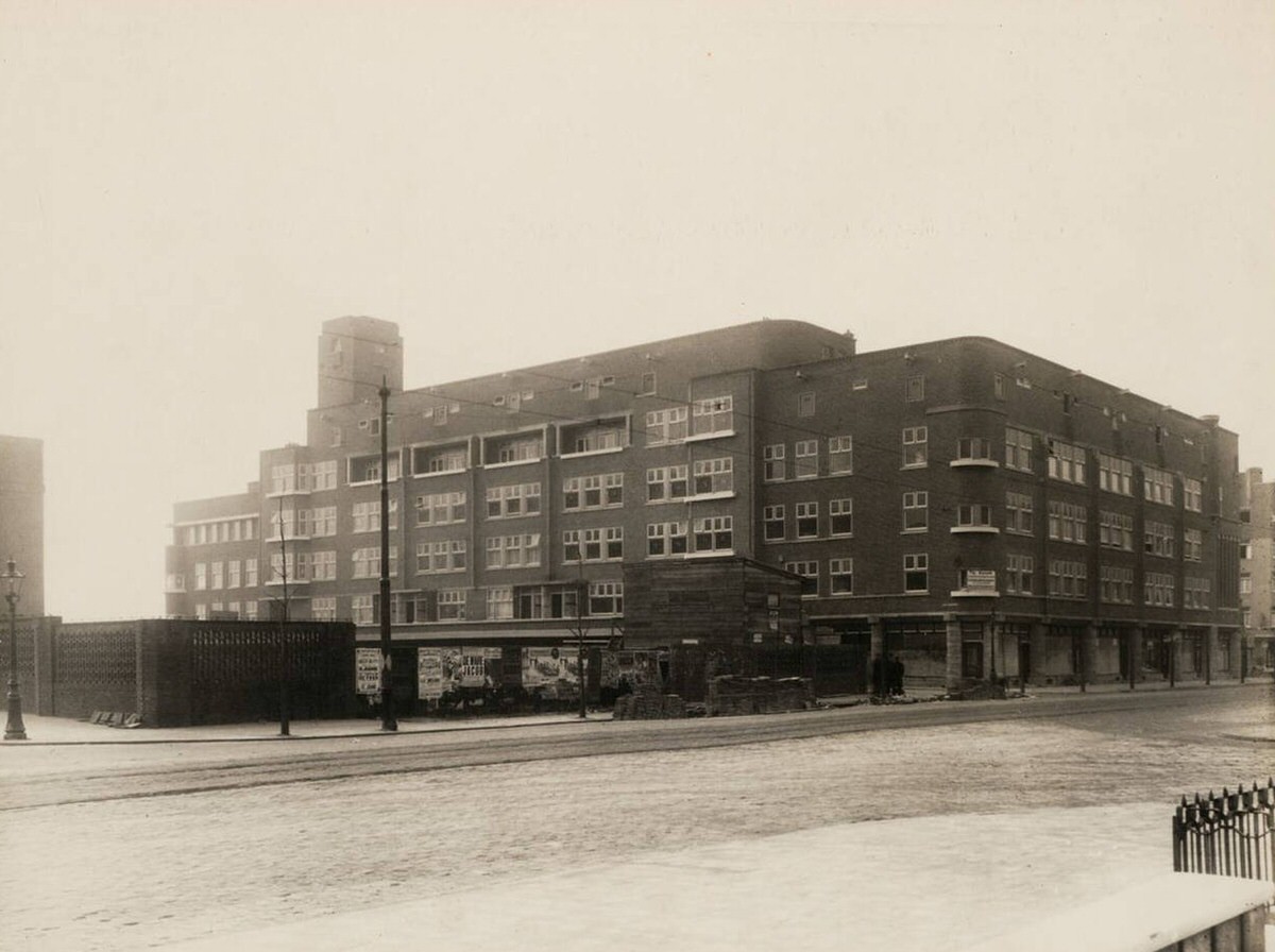 Housing project at Valeriusplein in Amsterdam, 1920s