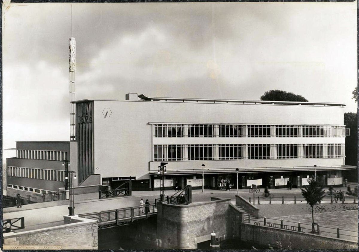 HAV Bank office building, 1920s