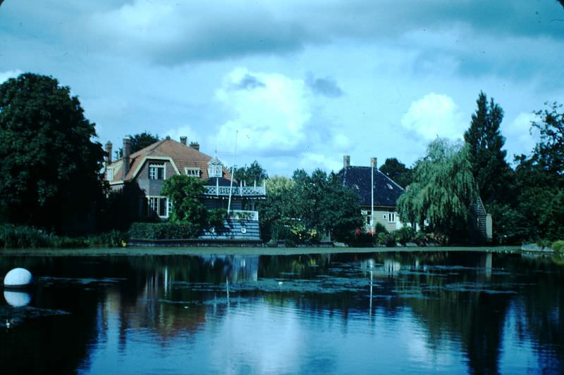 Broek in Waterland, 1949