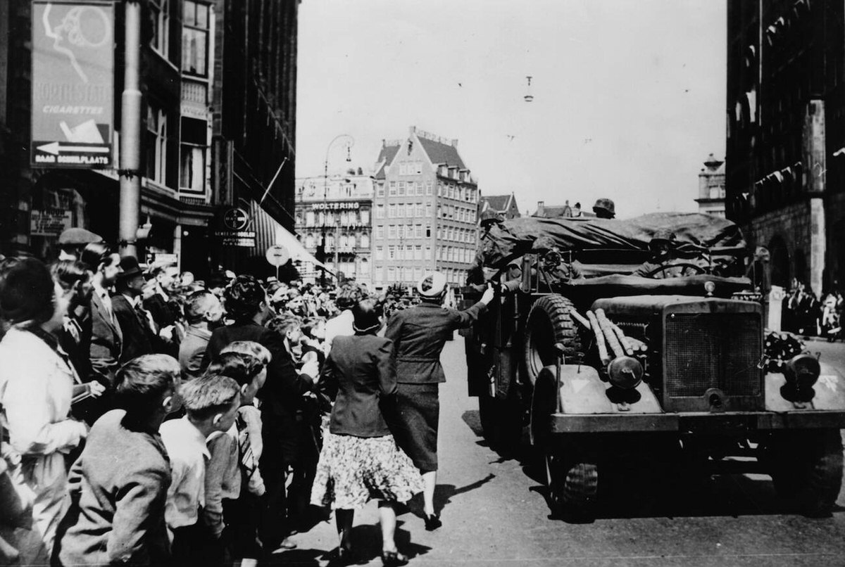 German Wehrmacht moving into Amsterdam, 1940