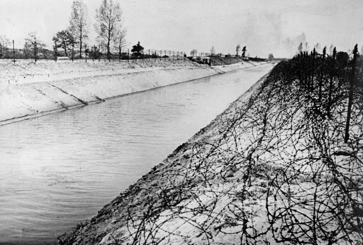 Section of the Peel fortification after being taken by the German Wehrmacht, 1940