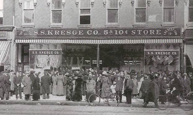 Grand opening of S.S. Kresge's 5 and 10 Store in Plainfield, 1917