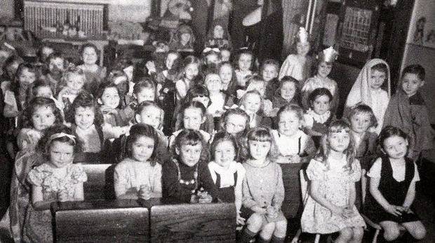 Christmas pageant at St. Mary's Star of the Sea girls' kindergarten, 1948