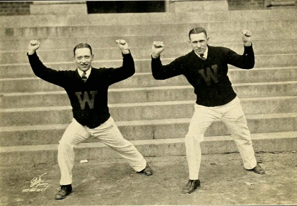 Cheerleaders, Wake Forest College, 1926