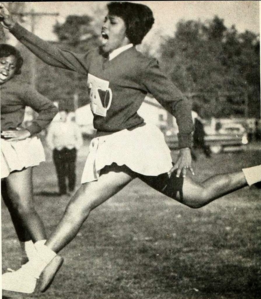 Cheerleaders, North Carolina Agricultural and Technical State University, 1967