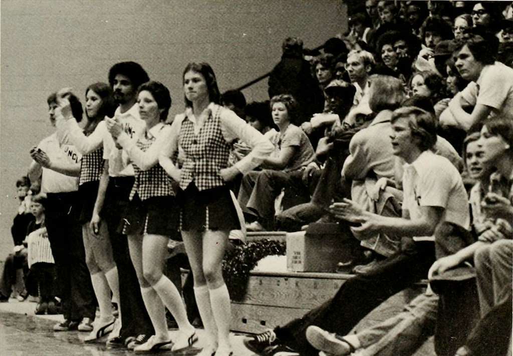 Cheerleaders, University of North Carolina at Asheville, 1976