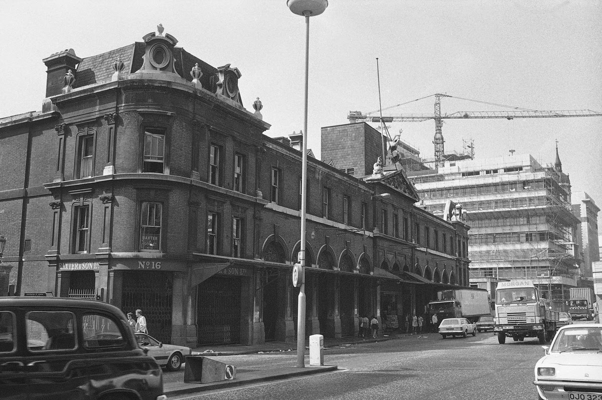 Old Billingsgate Market in the changing City of London, 1979