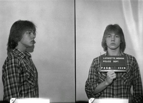 An 18-year-old Axl Rose posed for the above Lafayette, Indiana police mug shot in July 1980. This was one of the first of many misdemeanor bust for the future Guns N’ Roses frontman.
